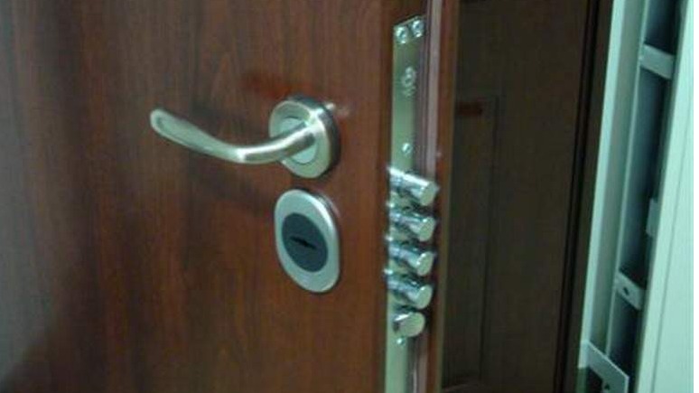 SIGURNOSNA VRATA, MODEL PROD